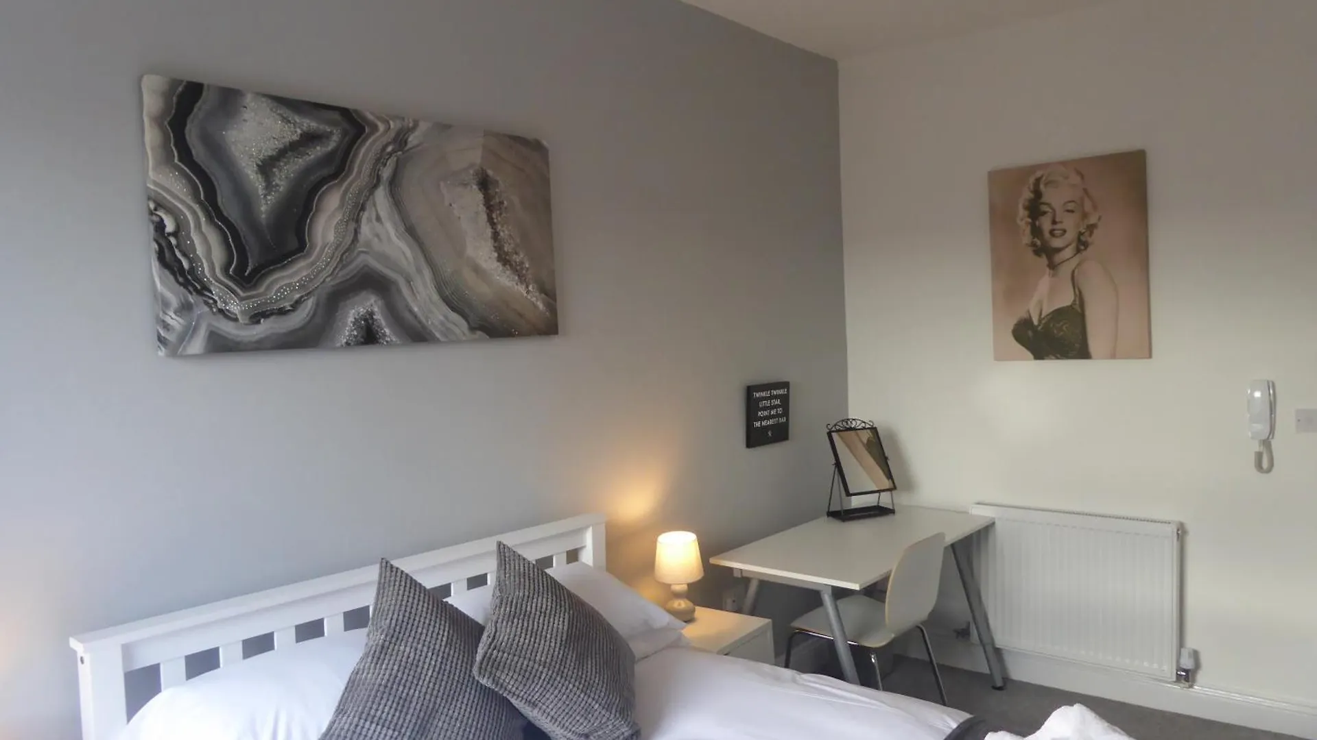 Mia'S Place 24 Chester